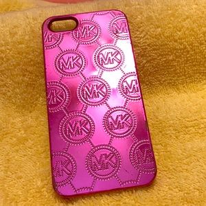 Fuchsia Michael Kors iPhone 5 case